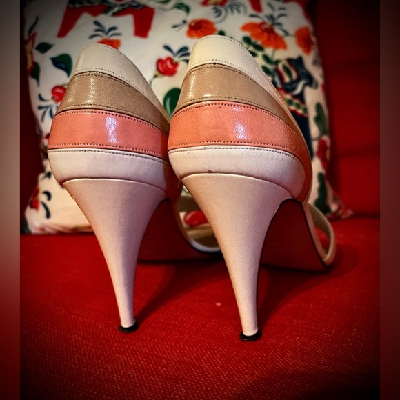 Italian Heels / 7.5 / Good Used Condition - Picture 3 of 4